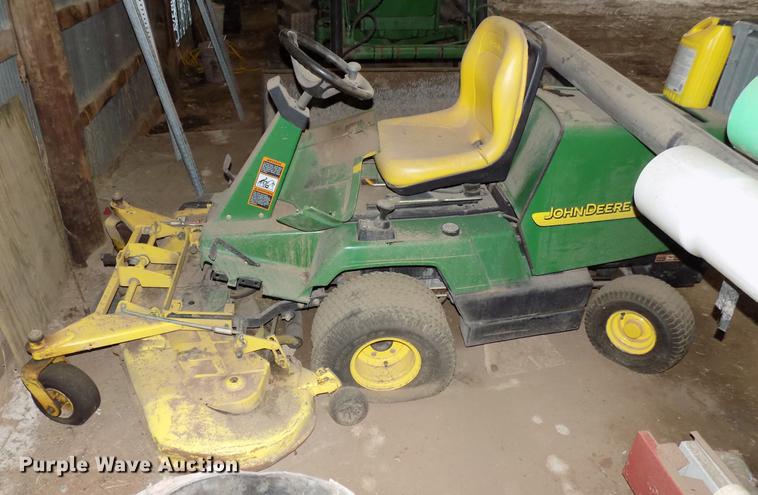 image for item DB9737 John Deere F725 lawn mower