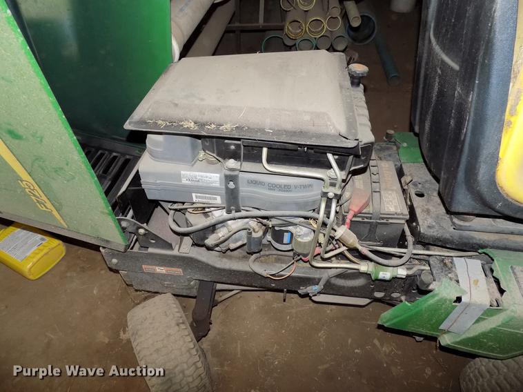 image for item DB9737 John Deere F725 lawn mower