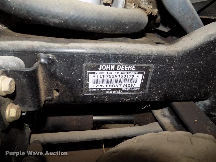 image for item DB9737 John Deere F725 lawn mower