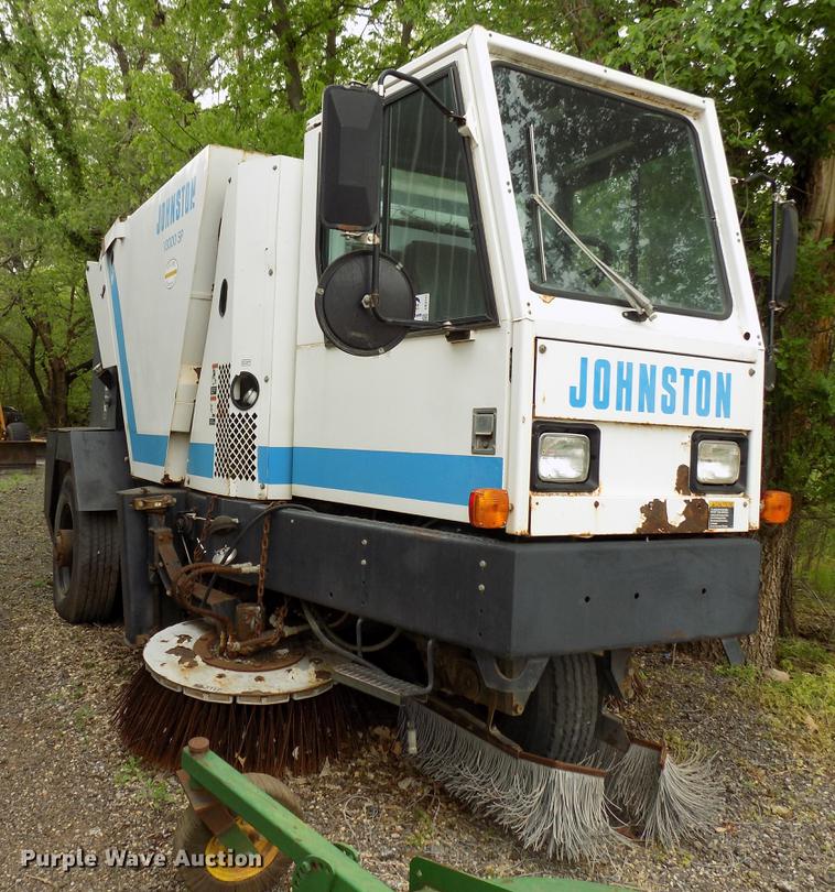 image for item DB9741 1994 Johnson V3000SP street sweeper