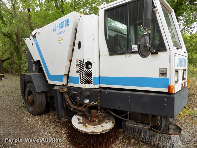 image for item DB9741 1994 Johnson V3000SP street sweeper