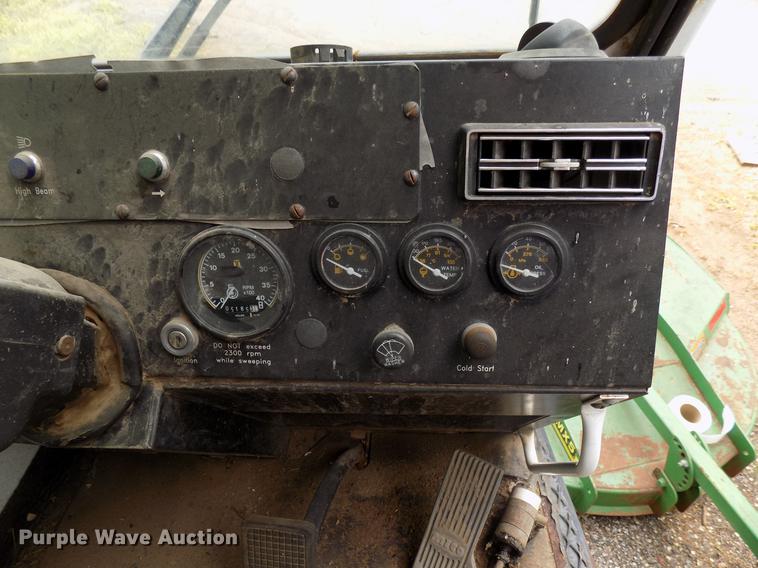 image for item DB9741 1994 Johnson V3000SP street sweeper