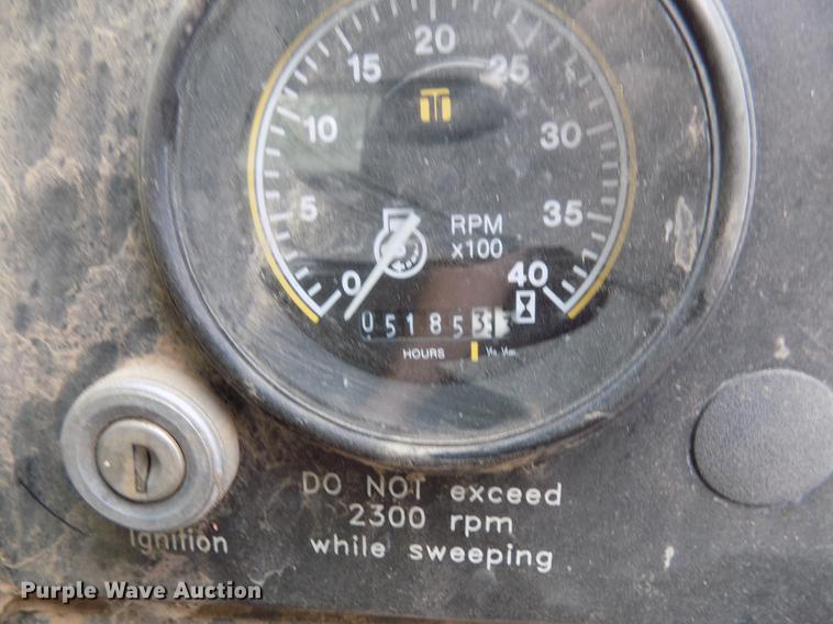 image for item DB9741 1994 Johnson V3000SP street sweeper