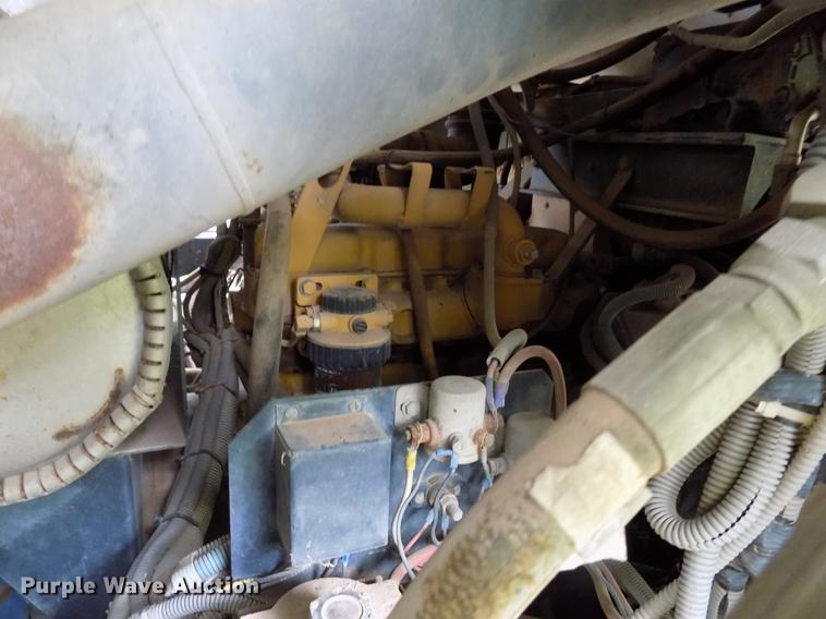 image for item DB9741 1994 Johnson V3000SP street sweeper