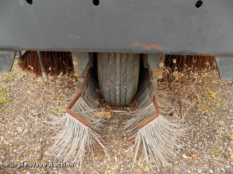 image for item DB9741 1994 Johnson V3000SP street sweeper