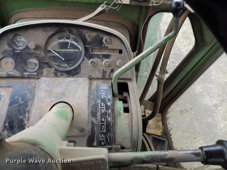 image for item DB9744 2004 John Deere 4320 tractor