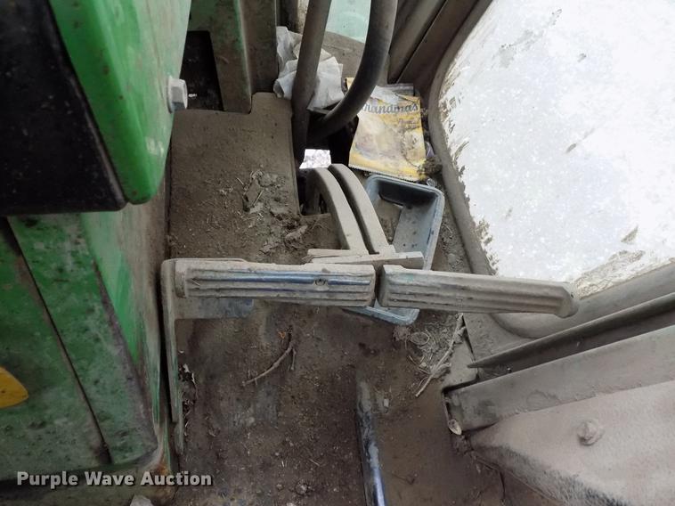 image for item DB9744 2004 John Deere 4320 tractor