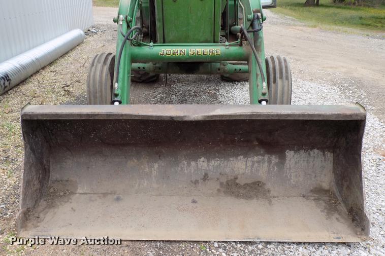 image for item DB9744 2004 John Deere 4320 tractor