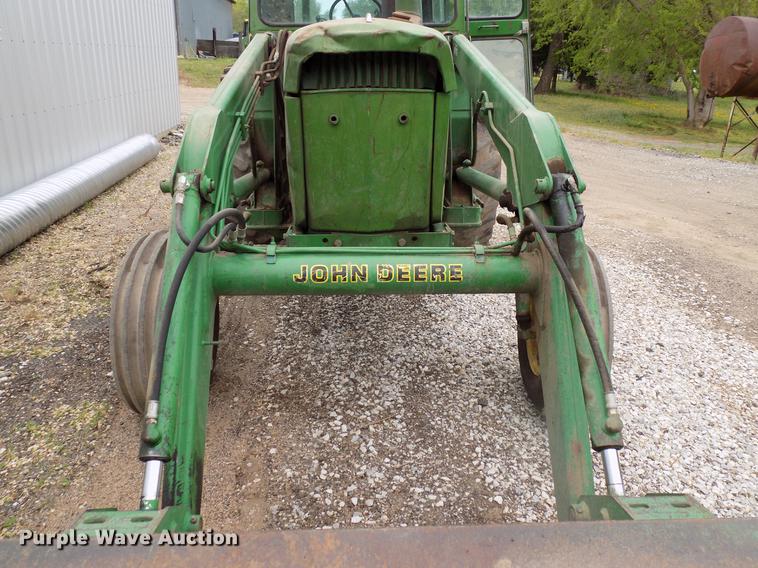 image for item DB9744 2004 John Deere 4320 tractor