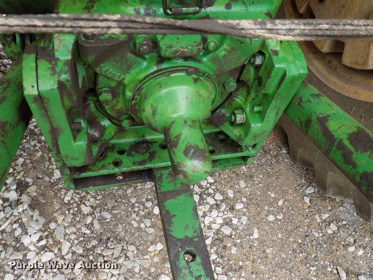 image for item DB9744 2004 John Deere 4320 tractor