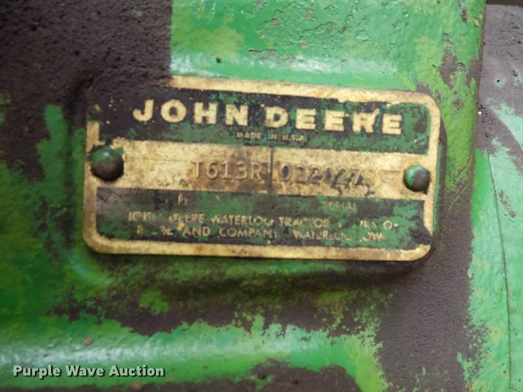 image for item DB9744 2004 John Deere 4320 tractor