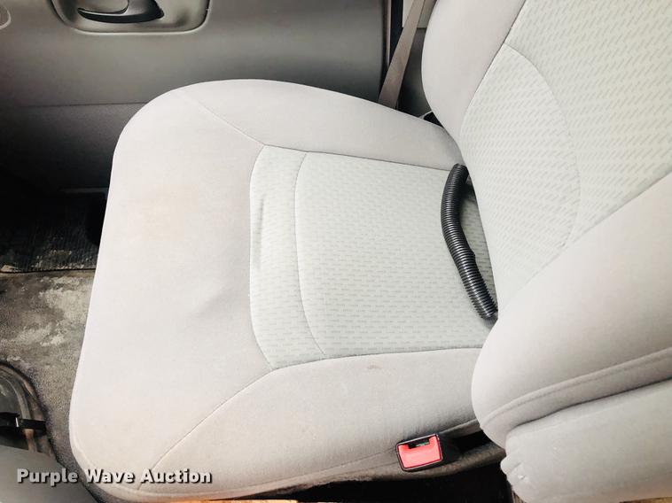 image for item DC8708 2008 Ford E350 Super Duty ambulance