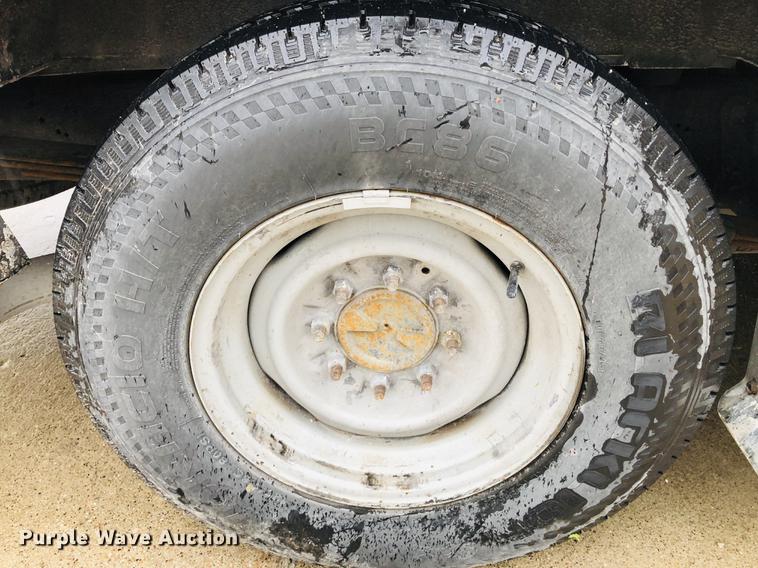 image for item DC8708 2008 Ford E350 Super Duty ambulance