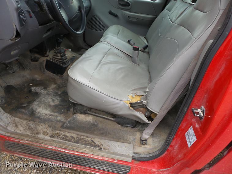 image for item DD2255 1999 Ford F150 pickup truck