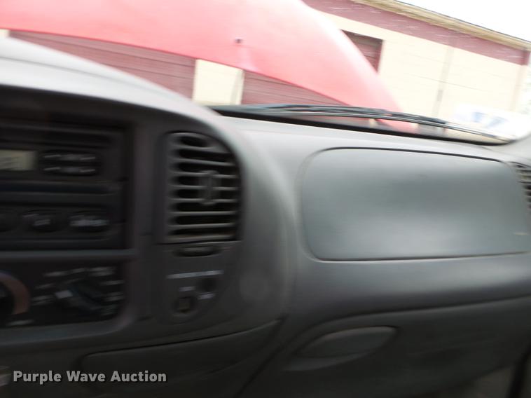image for item DD2255 1999 Ford F150 pickup truck