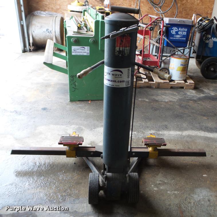 image for item DD2256 Walker bumper jack