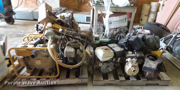 image for item DD2258 Approximately 16 engines