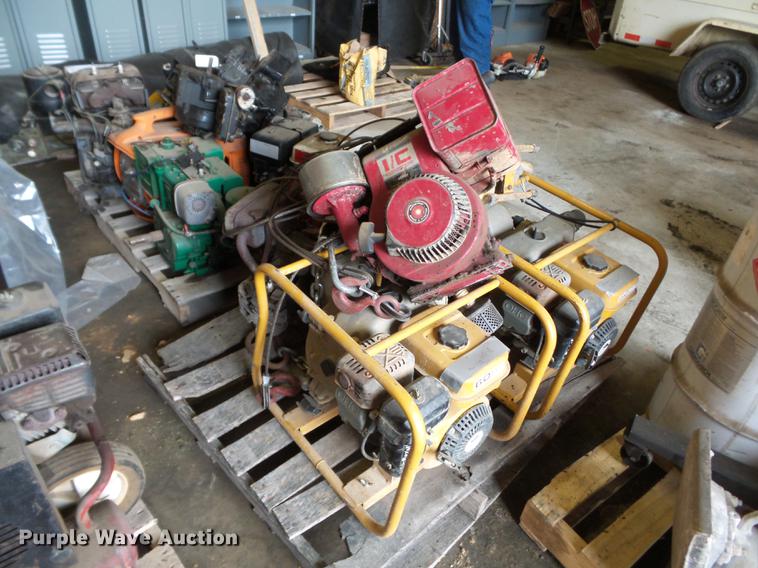 image for item DD2258 Approximately 16 engines