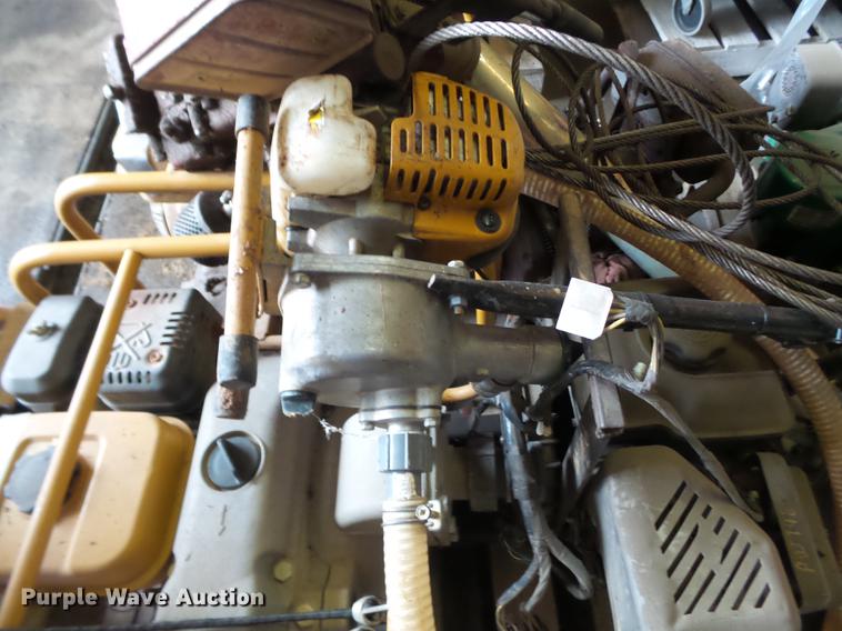 image for item DD2258 Approximately 16 engines