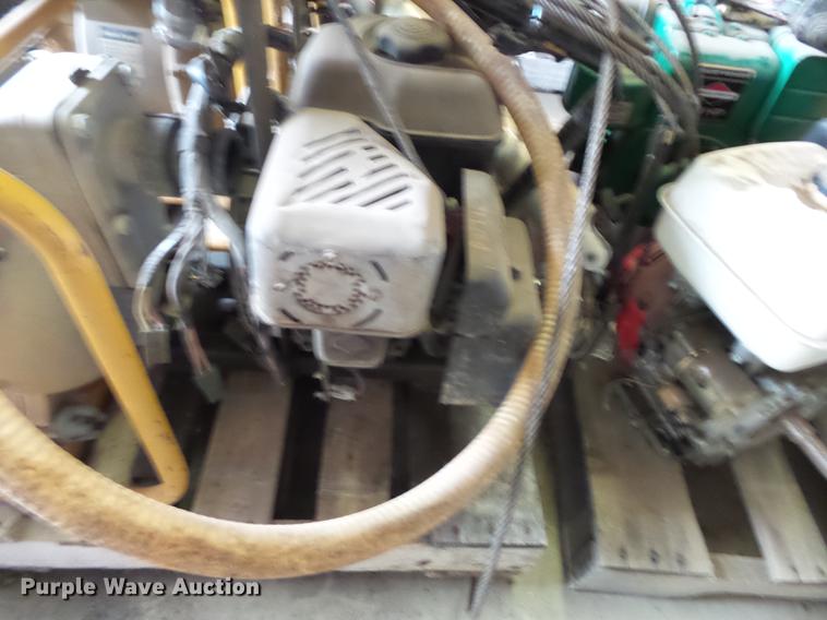 image for item DD2258 Approximately 16 engines