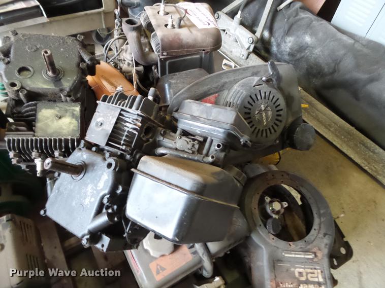 image for item DD2258 Approximately 16 engines