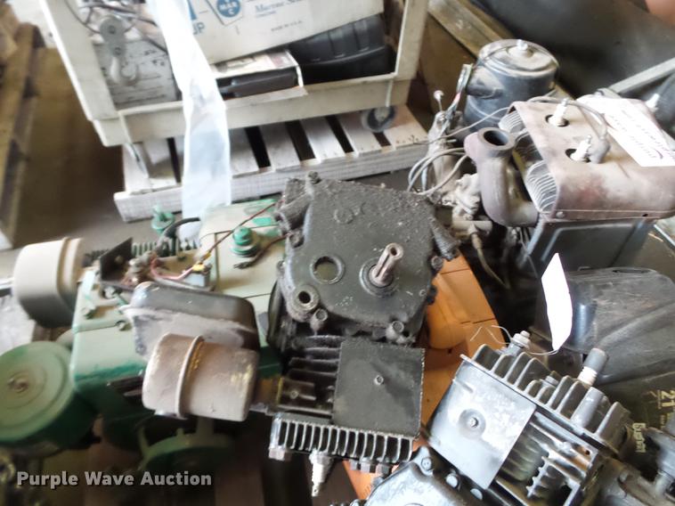 image for item DD2258 Approximately 16 engines