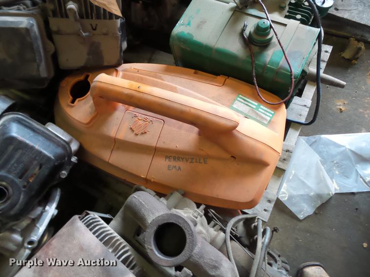 image for item DD2258 Approximately 16 engines