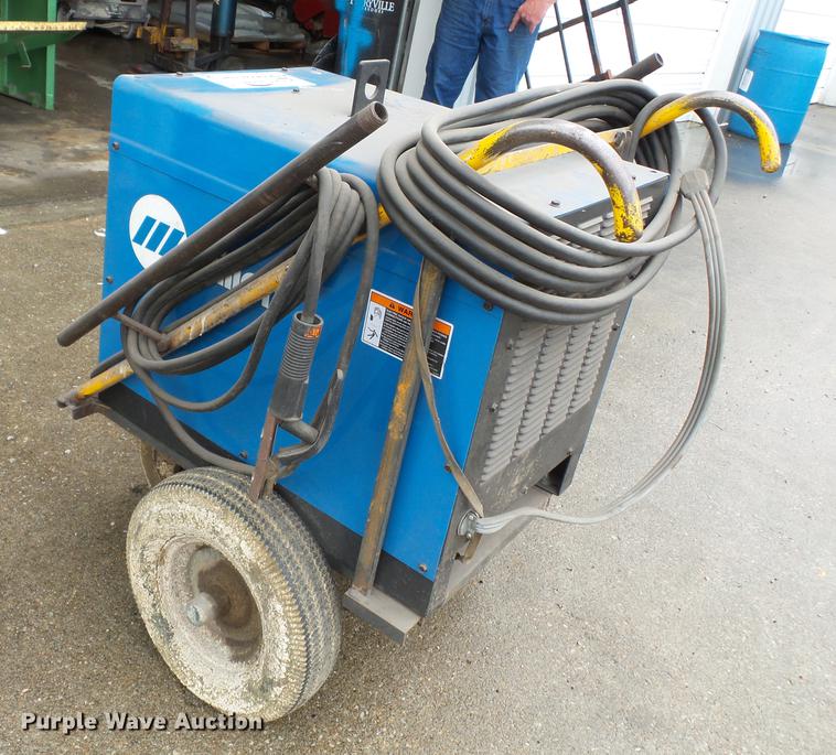image for item DD2261 Miller Dialarc 901564 AC/DC welder