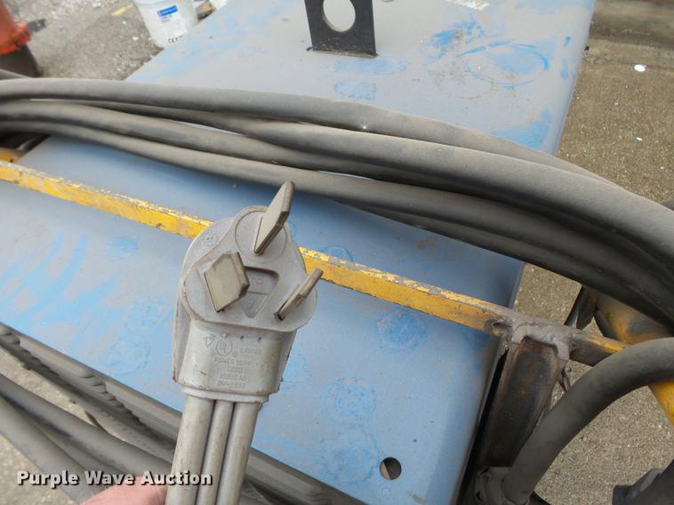 image for item DD2261 Miller Dialarc 901564 AC/DC welder