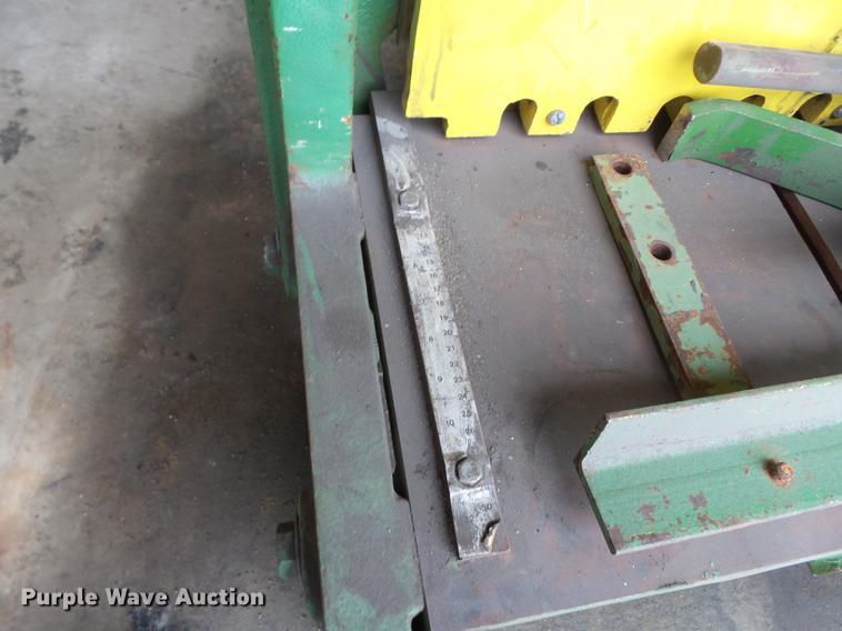 image for item DD2263 1991 Central Machinery FS-F5215 metal shear