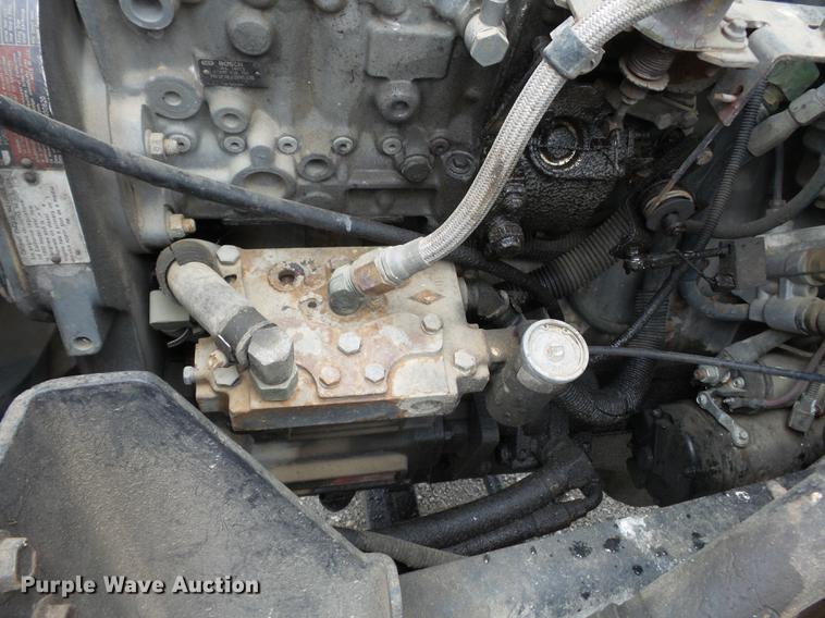 image for item DD2264 1994 Ford L8000 refuse truck