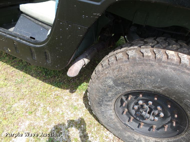 image for item DD2294 1991 American General M998 Humvee SUV