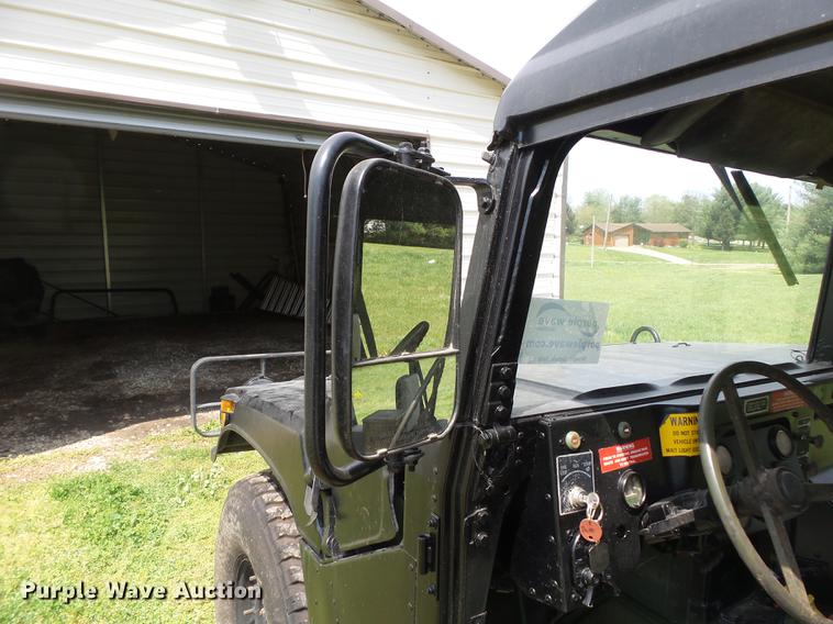 image for item DD2294 1991 American General M998 Humvee SUV