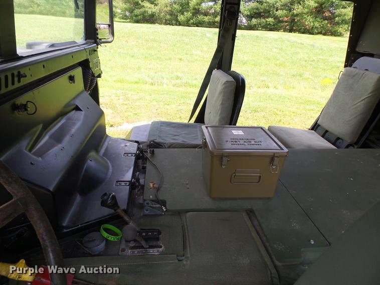 image for item DD2294 1991 American General M998 Humvee SUV