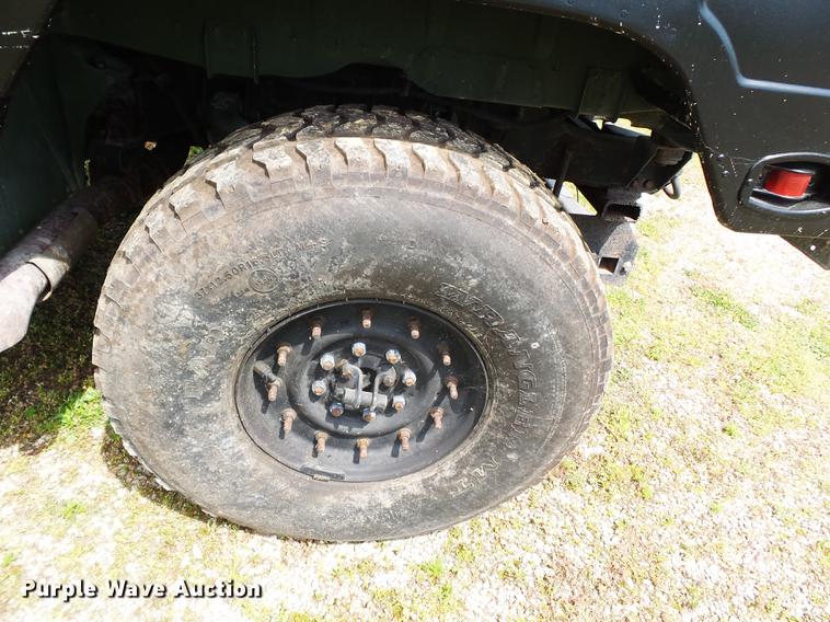 image for item DD2294 1991 American General M998 Humvee SUV