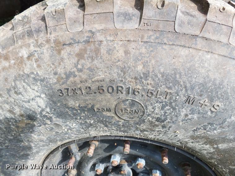 image for item DD2294 1991 American General M998 Humvee SUV