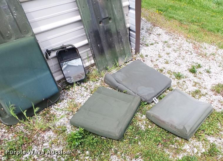 image for item DD2294 1991 American General M998 Humvee SUV