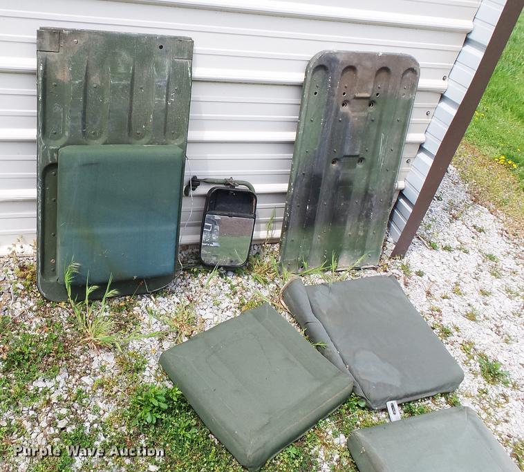 image for item DD2294 1991 American General M998 Humvee SUV