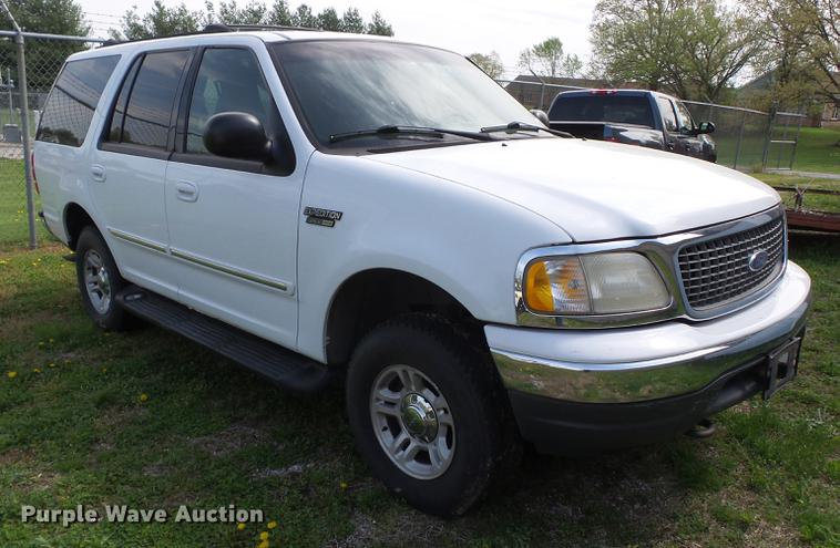 image for item DD2296 2000 Ford Expedition SUV