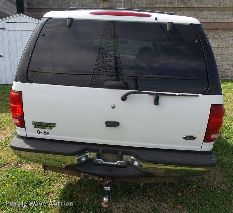 image for item DD2296 2000 Ford Expedition SUV