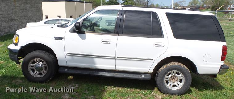 image for item DD2296 2000 Ford Expedition SUV