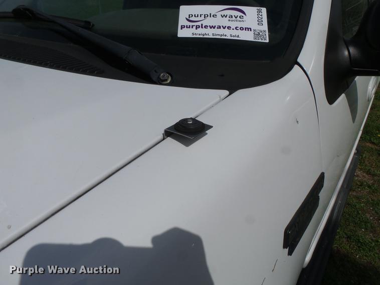 image for item DD2296 2000 Ford Expedition SUV