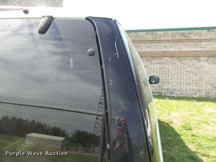 image for item DD2296 2000 Ford Expedition SUV