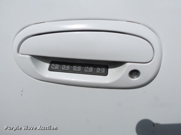 image for item DD2296 2000 Ford Expedition SUV