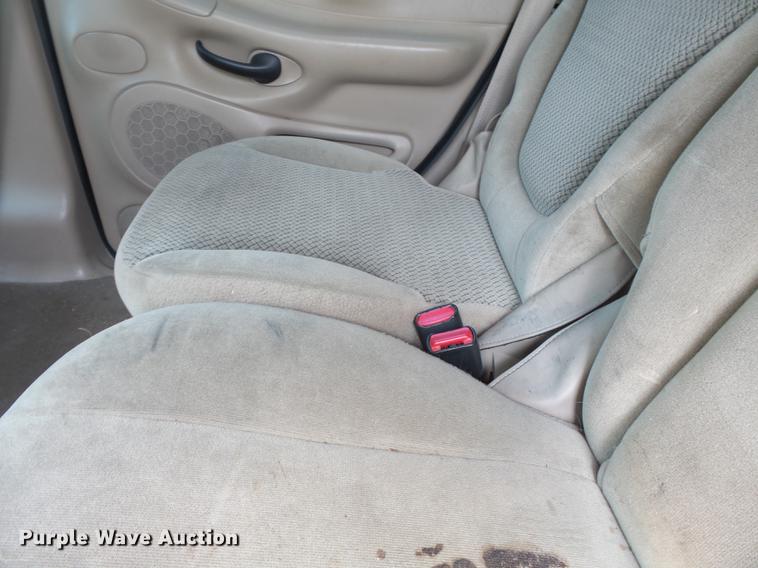 image for item DD2296 2000 Ford Expedition SUV