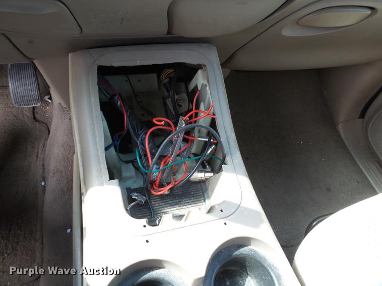 image for item DD2296 2000 Ford Expedition SUV