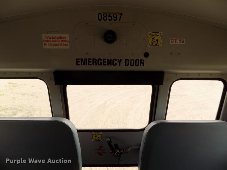 image for item DE1165 2003 Ford Econoline E350 Super Duty school bus