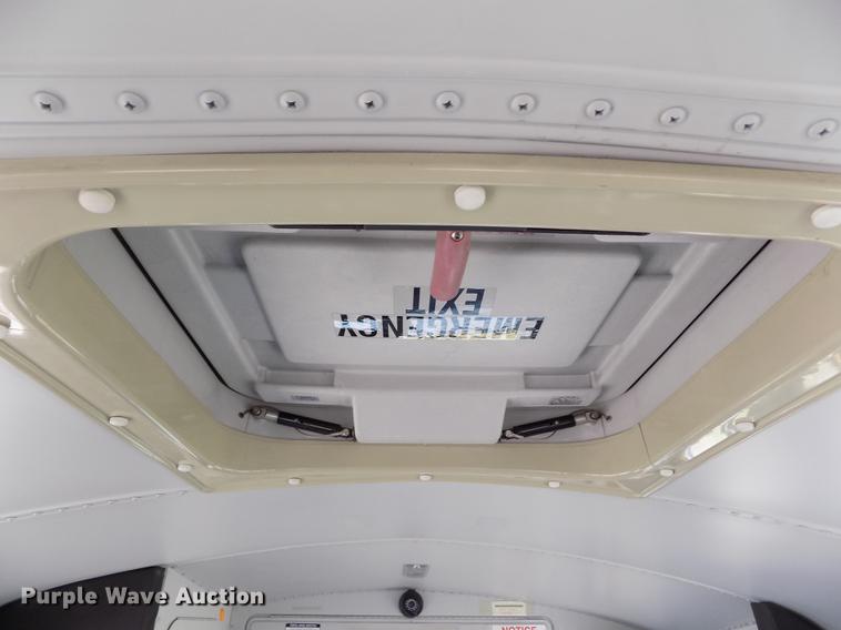 image for item DE1165 2003 Ford Econoline E350 Super Duty school bus