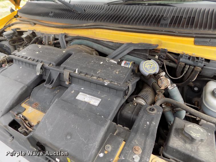 image for item DE1165 2003 Ford Econoline E350 Super Duty school bus