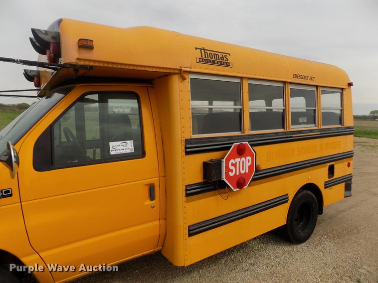 image for item DE1165 2003 Ford Econoline E350 Super Duty school bus